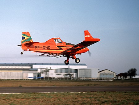 Embraer vient...</div></noscript>				</div>

				
					<aside class=