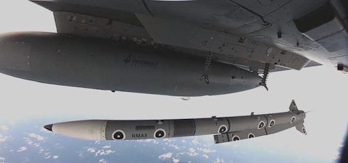 Le Rafale peut emporter deux missiles Meteor