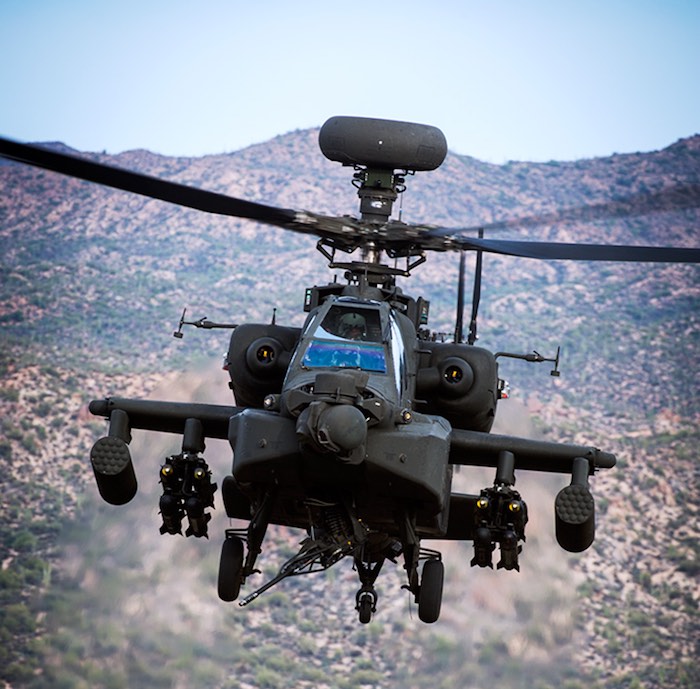 L'hélicoptère de combat AH-64 Apache se vend bien puisque Boeing a en commande...</div></noscript>				</div>

				
					<aside class=